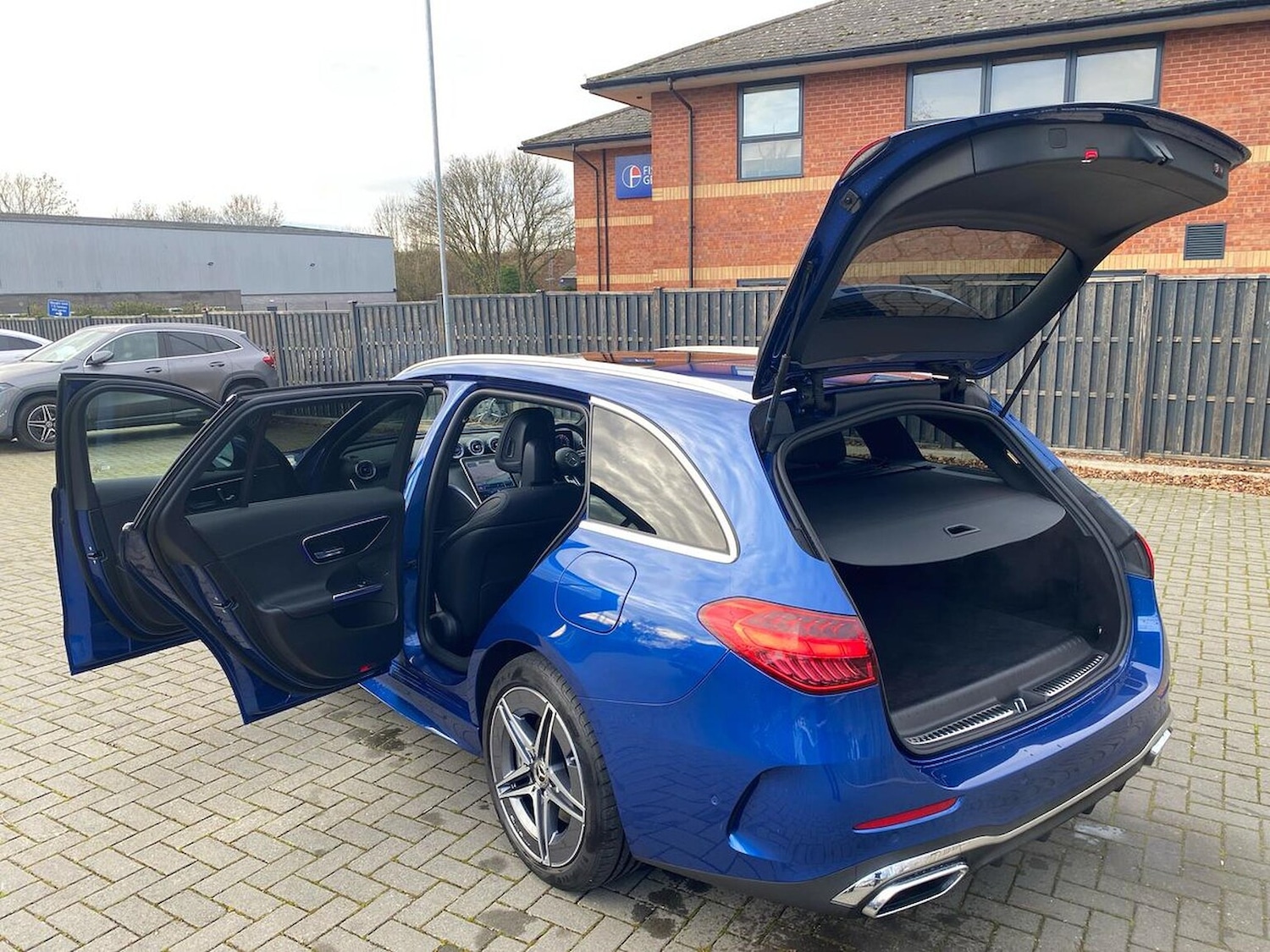 Used Mercedes-Benz C Class 2023 for sale - 76577199: Photo 40