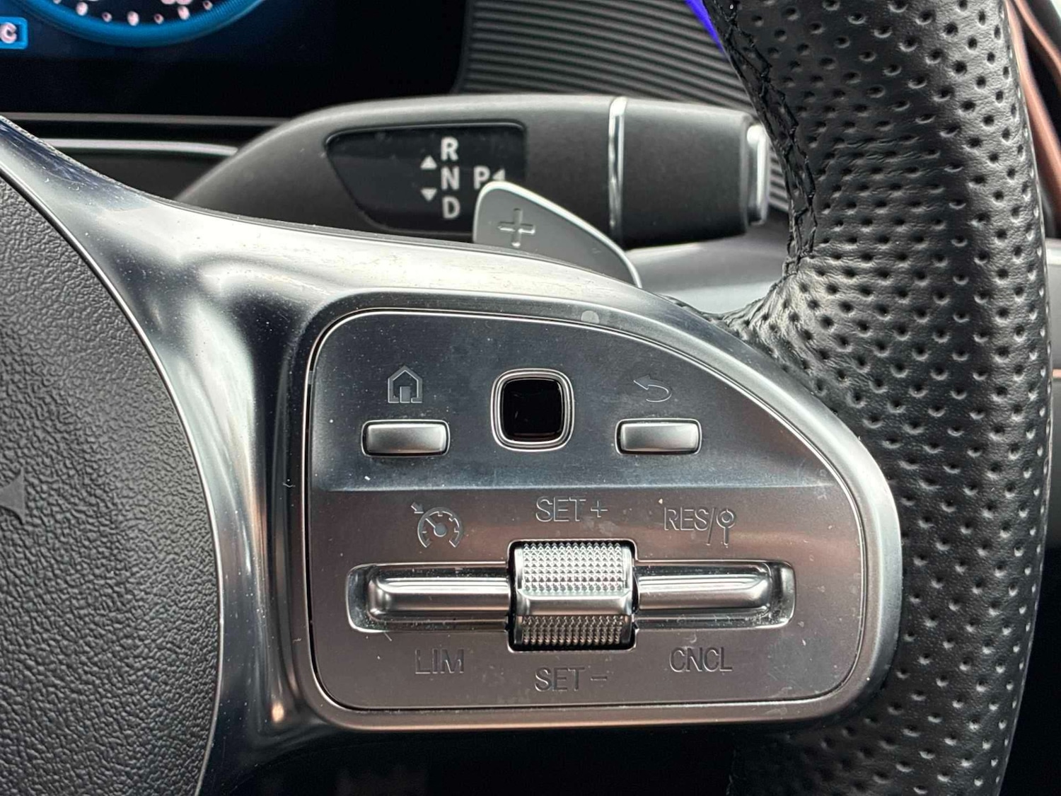 Used Mercedes-Benz EQC 2023 for sale - 77643843: Photo 36