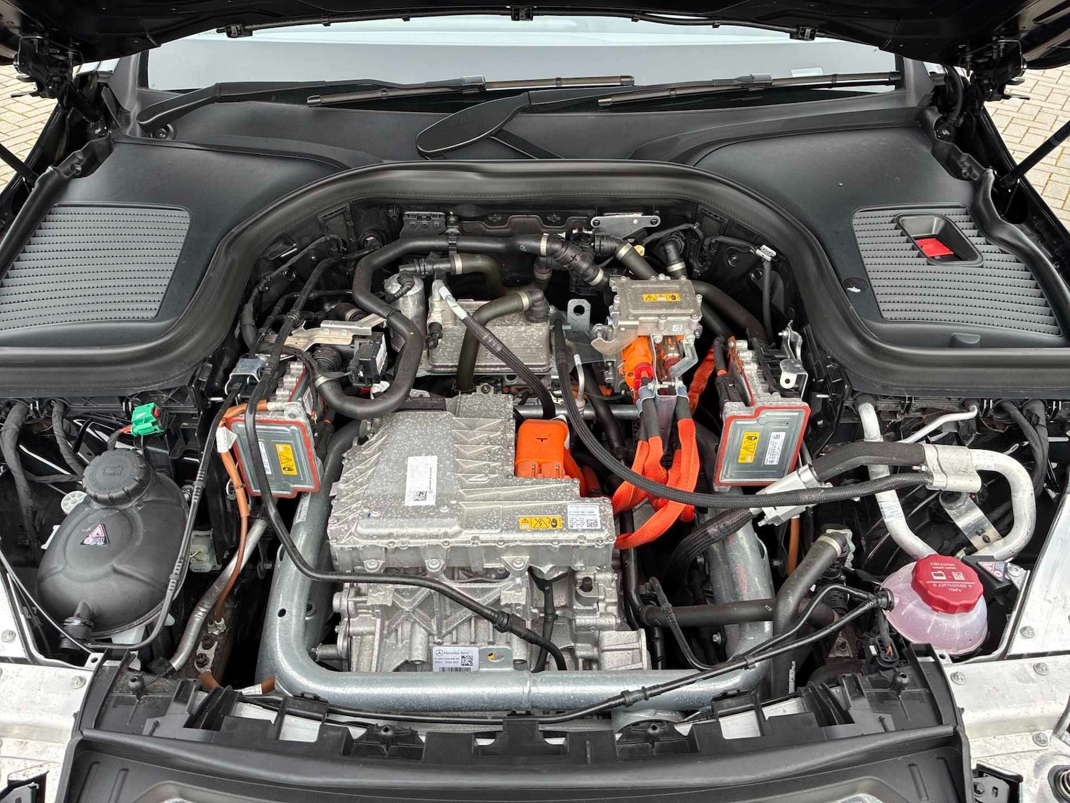 Used Mercedes-Benz EQC 2023 for sale - 77643843: Photo 9