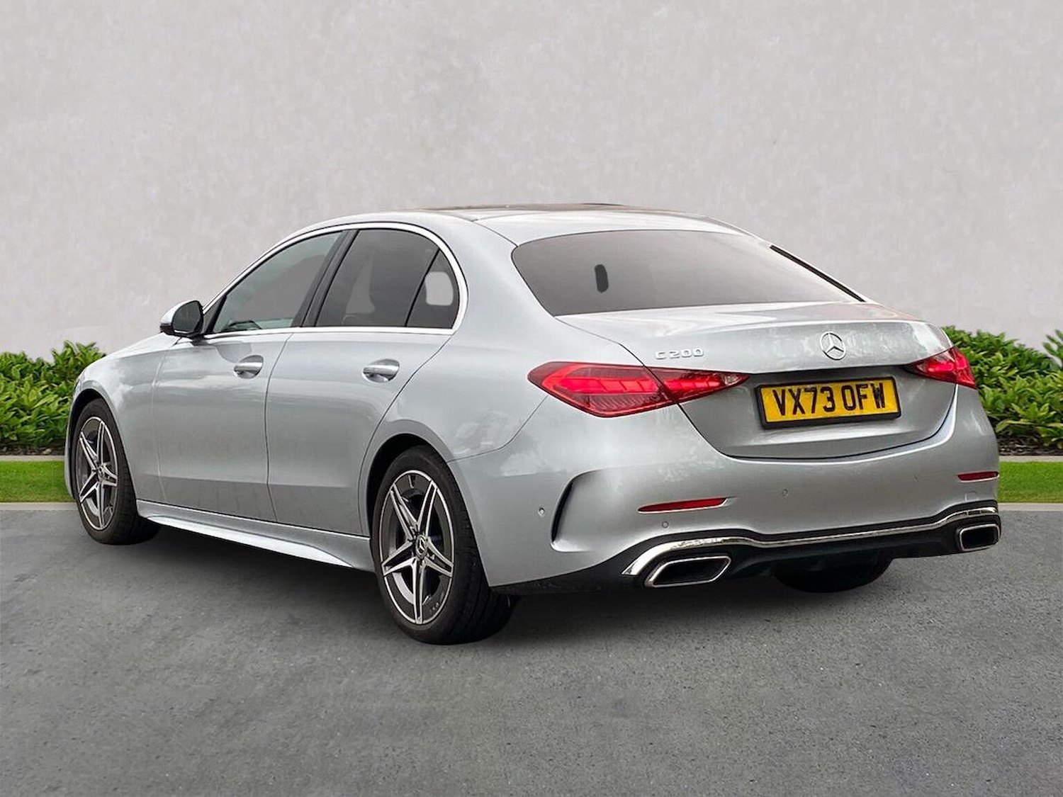 Used Mercedes-Benz C Class 2023 for sale - 76418251: Photo 2