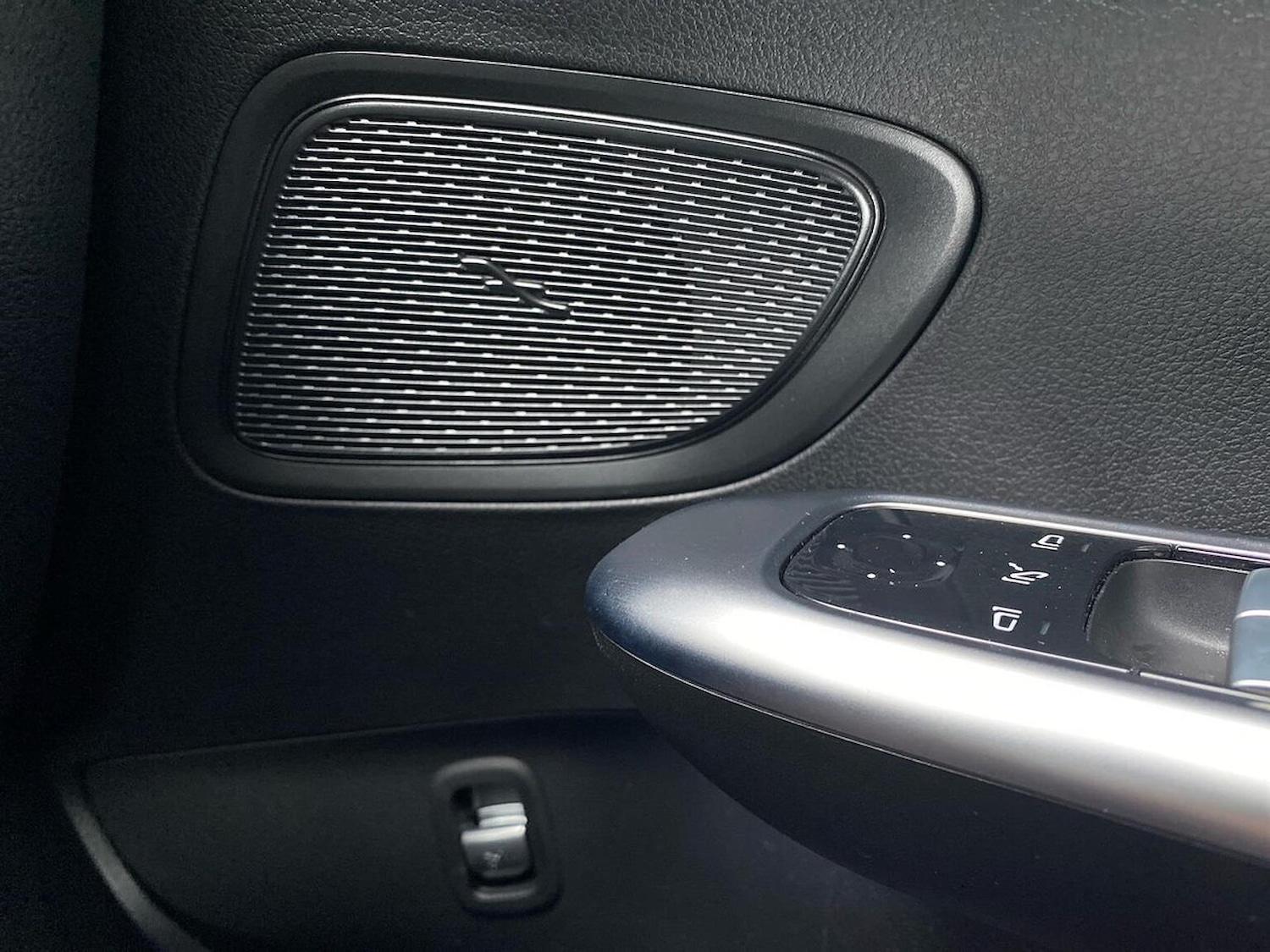 Used Mercedes-Benz C Class 2023 for sale - 76418251: Photo 31