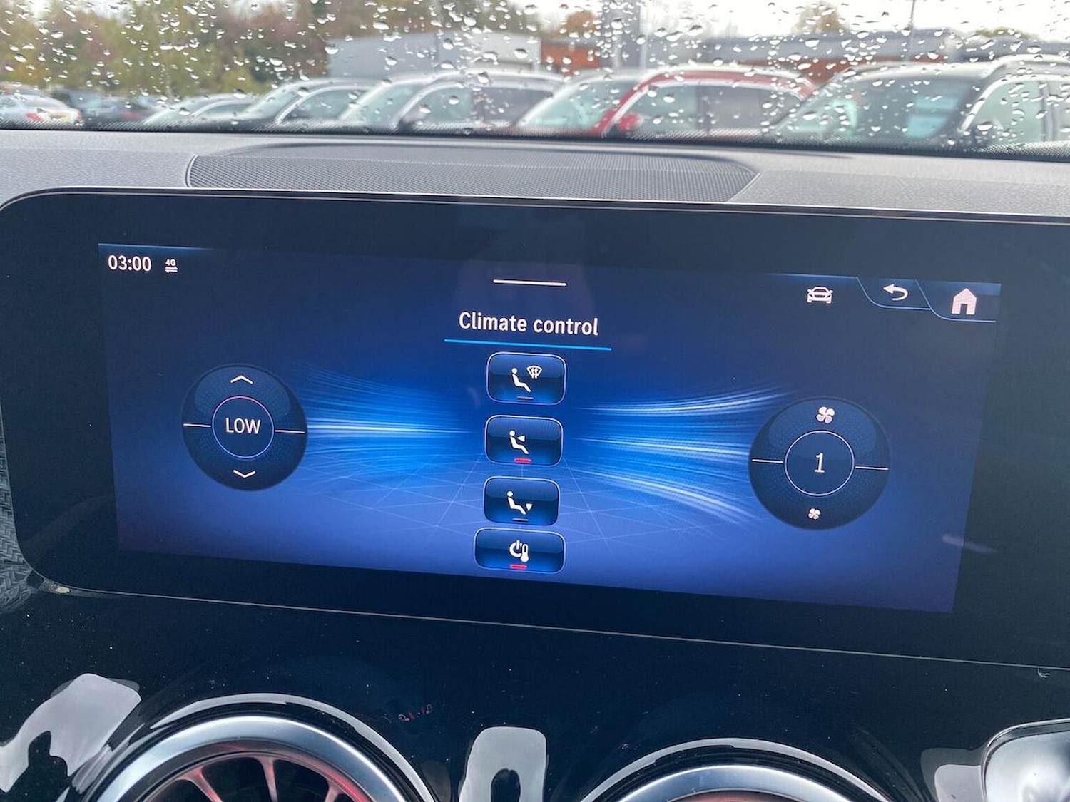 Used Mercedes-Benz GLB 2024 for sale - 76531408: Photo 12