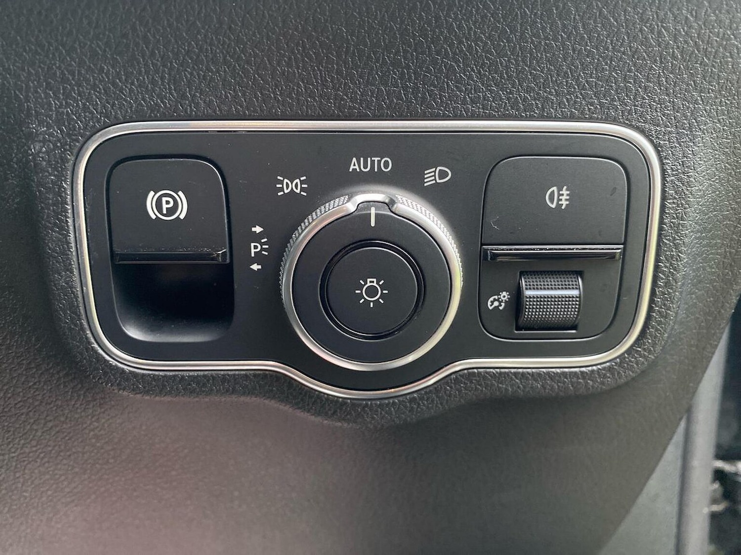 Used Mercedes-Benz GLB 2024 for sale - 76531408: Photo 22