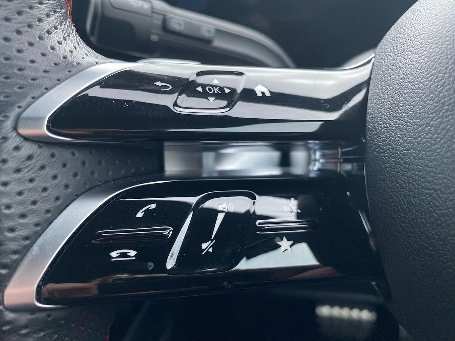 Used Mercedes-Benz GLB 2024 for sale - 76531408: Photo 26