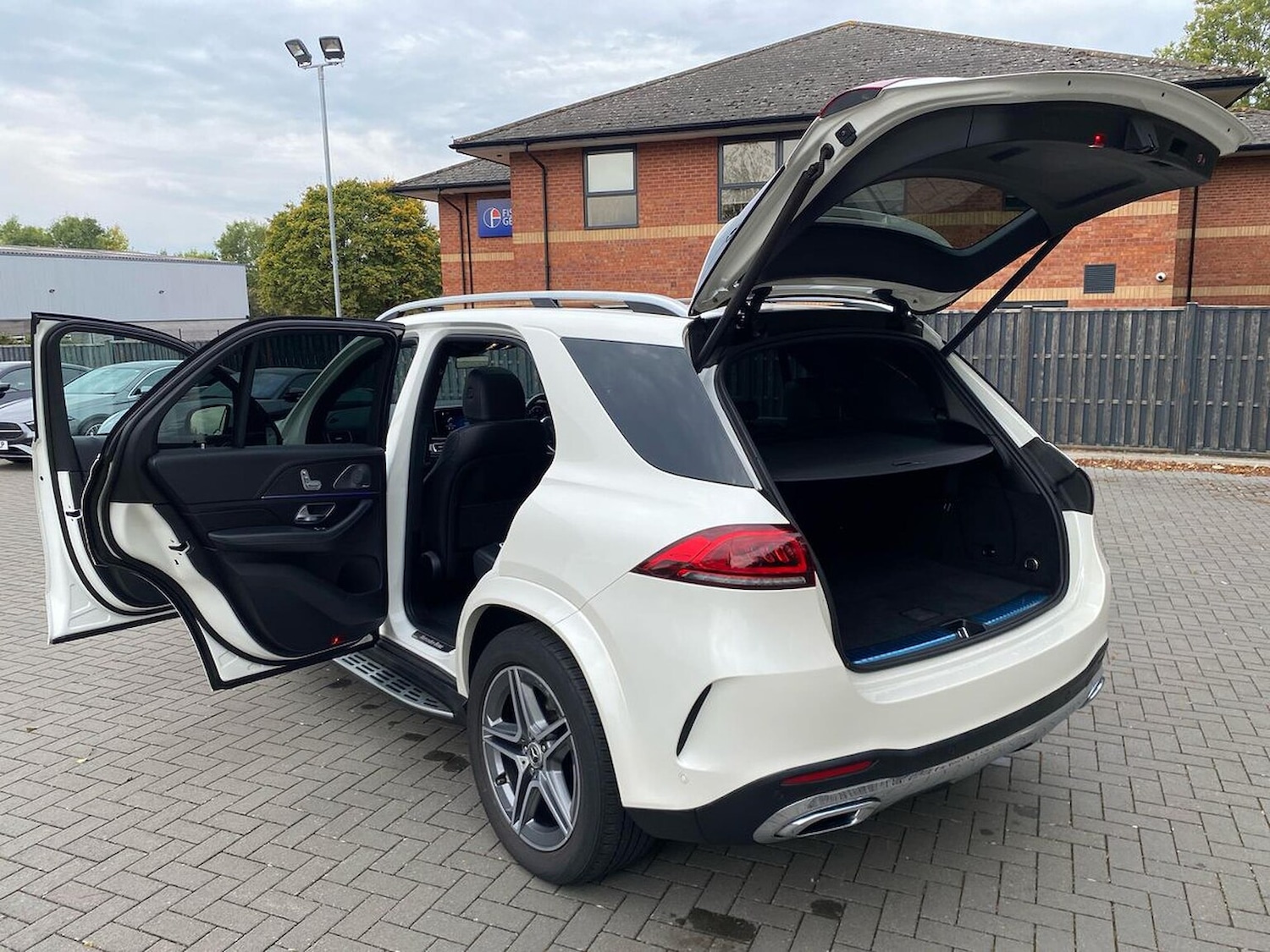 Used Mercedes-Benz GLE-Class 2020 for sale - 76144241: Photo 40