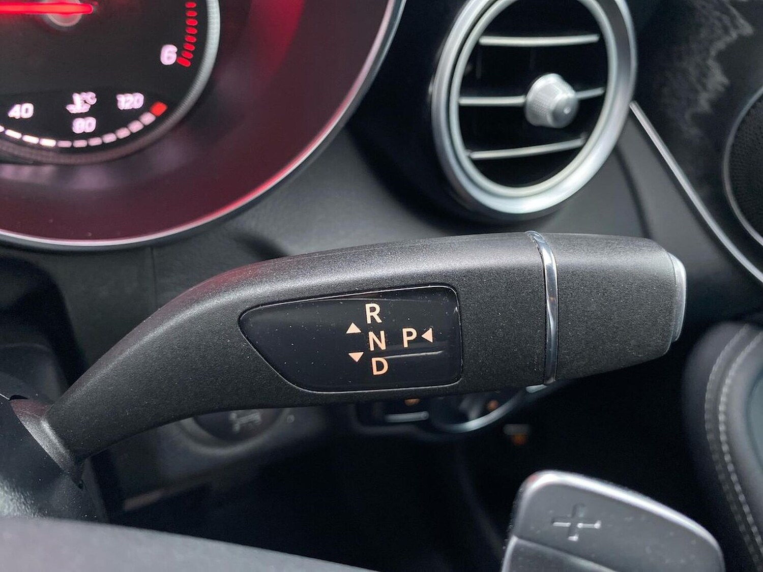 Used Mercedes-Benz GLC 2018 for sale - 76694629: Photo 29