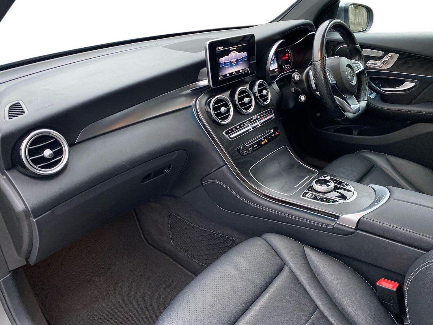 Used Mercedes-Benz GLC 2018 for sale - 76694629: Photo 7