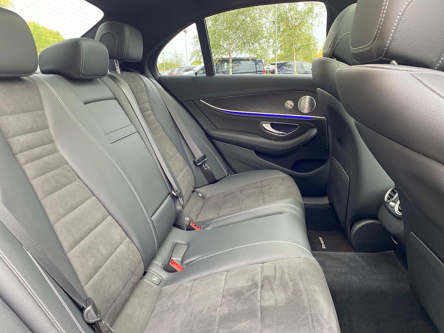 Used Mercedes-Benz E Class 2019 for sale - 76300800: Photo 16