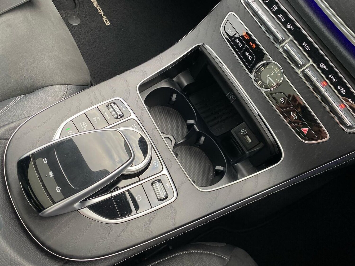 Used Mercedes-Benz E Class 2019 for sale - 76300800: Photo 32