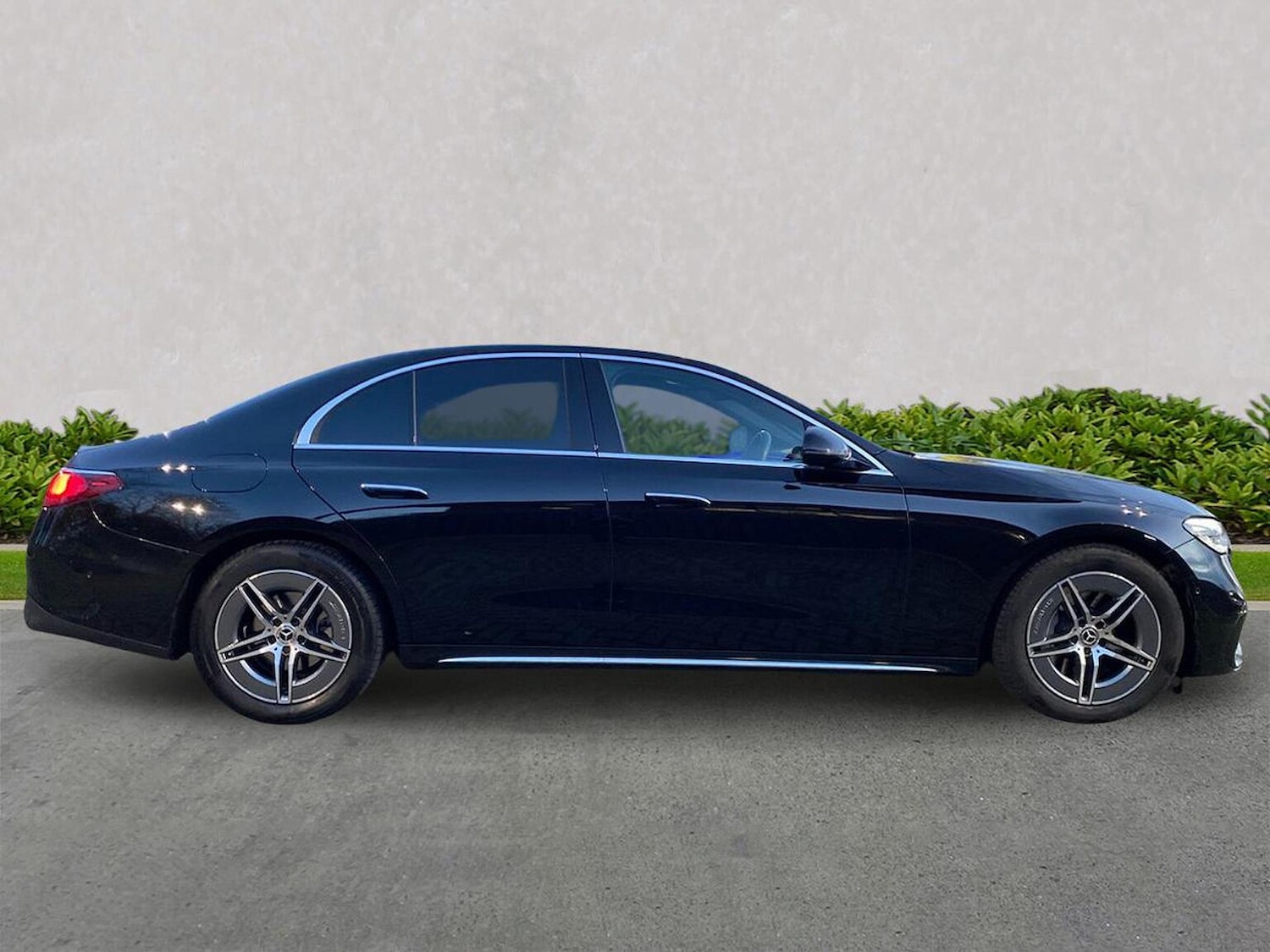 Used Mercedes-Benz E Class 2025 for sale - 77034628: Photo 3