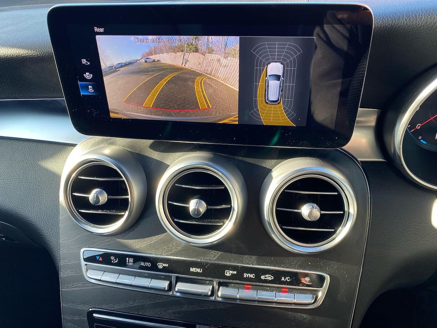 Used Mercedes-Benz GLC 2021 for sale - 77488299: Photo 23