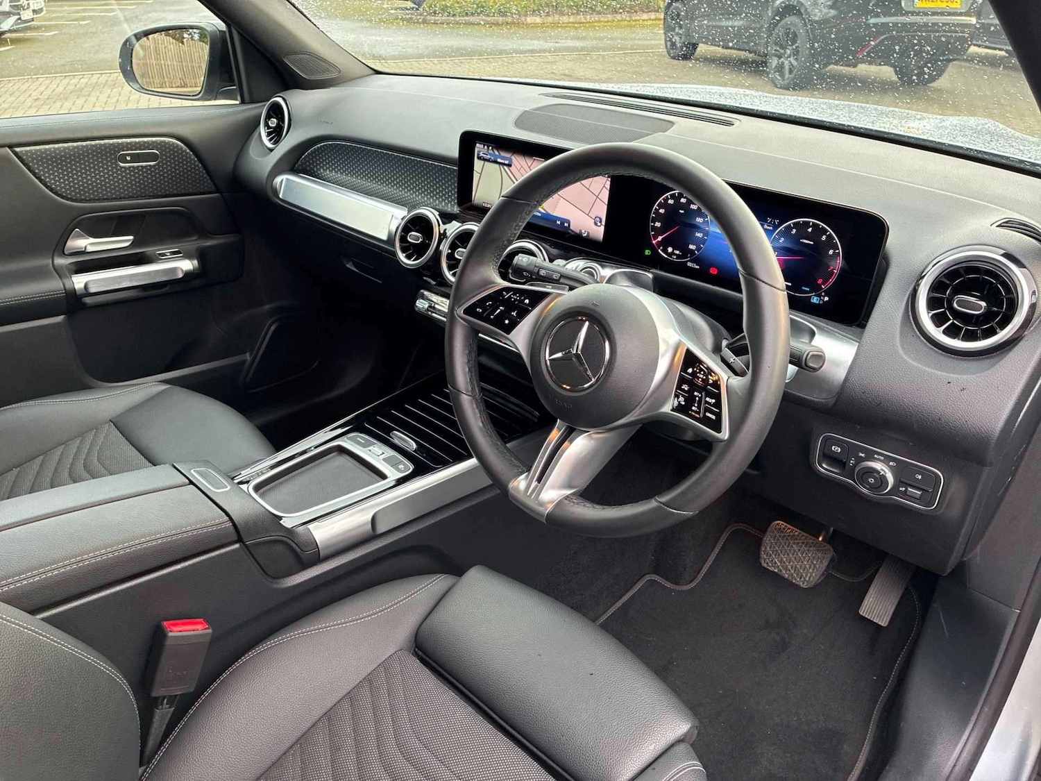 Used Mercedes-Benz GLB 2025 for sale - 77980055: Photo 9