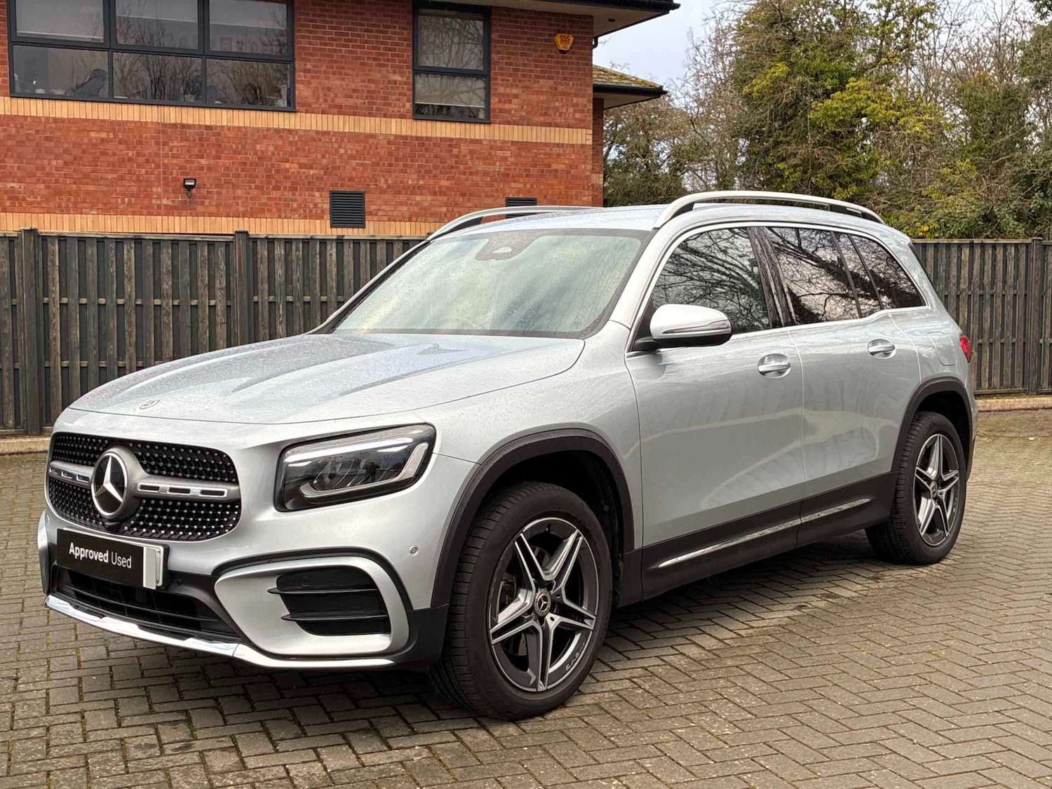 Used Mercedes-Benz GLB 2025 for sale - 77980030: Photo 8