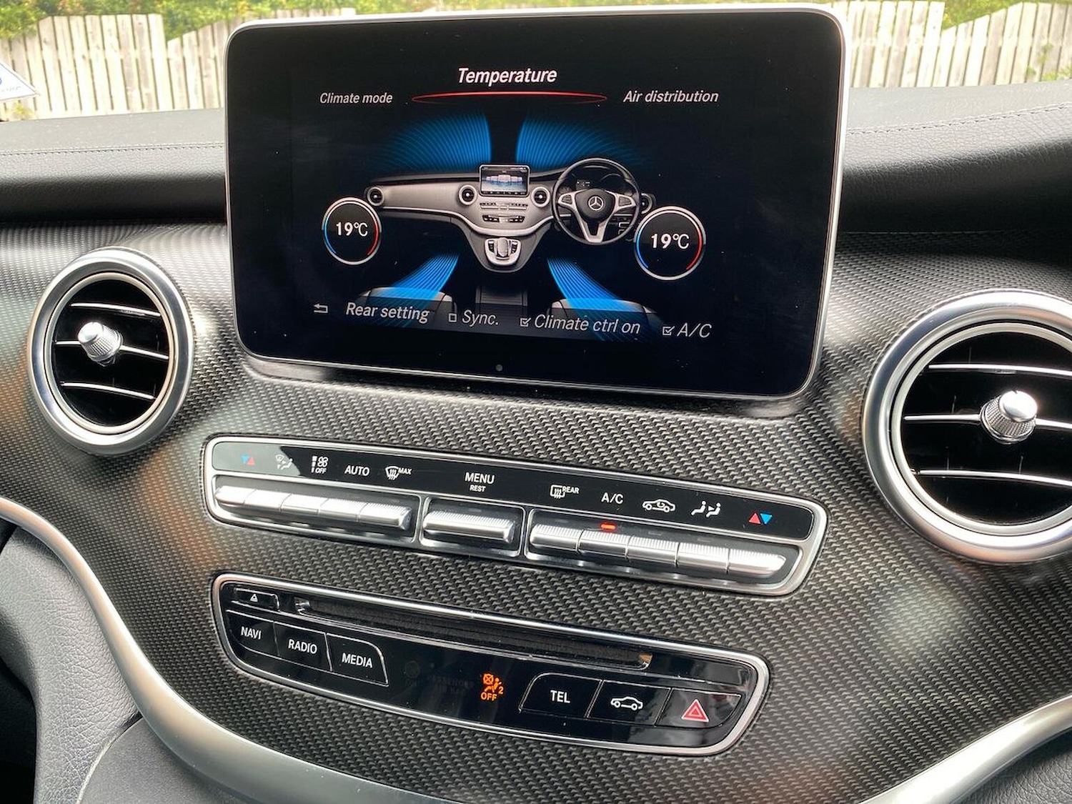 Used Mercedes-Benz V-Class 2019 for sale - 76412450: Photo 12