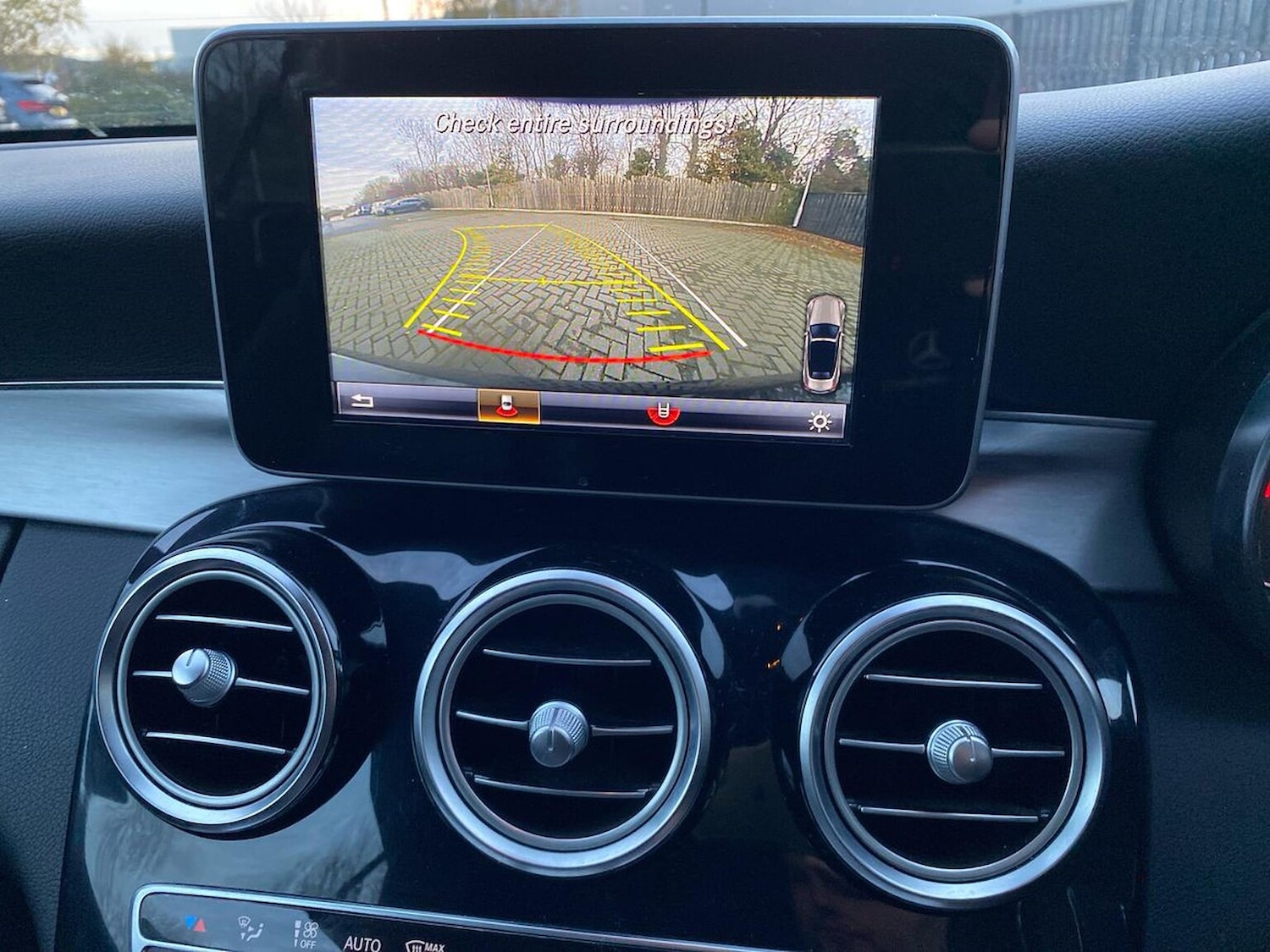 Used Mercedes-Benz C Class 2017 for sale - 76741113: Photo 23