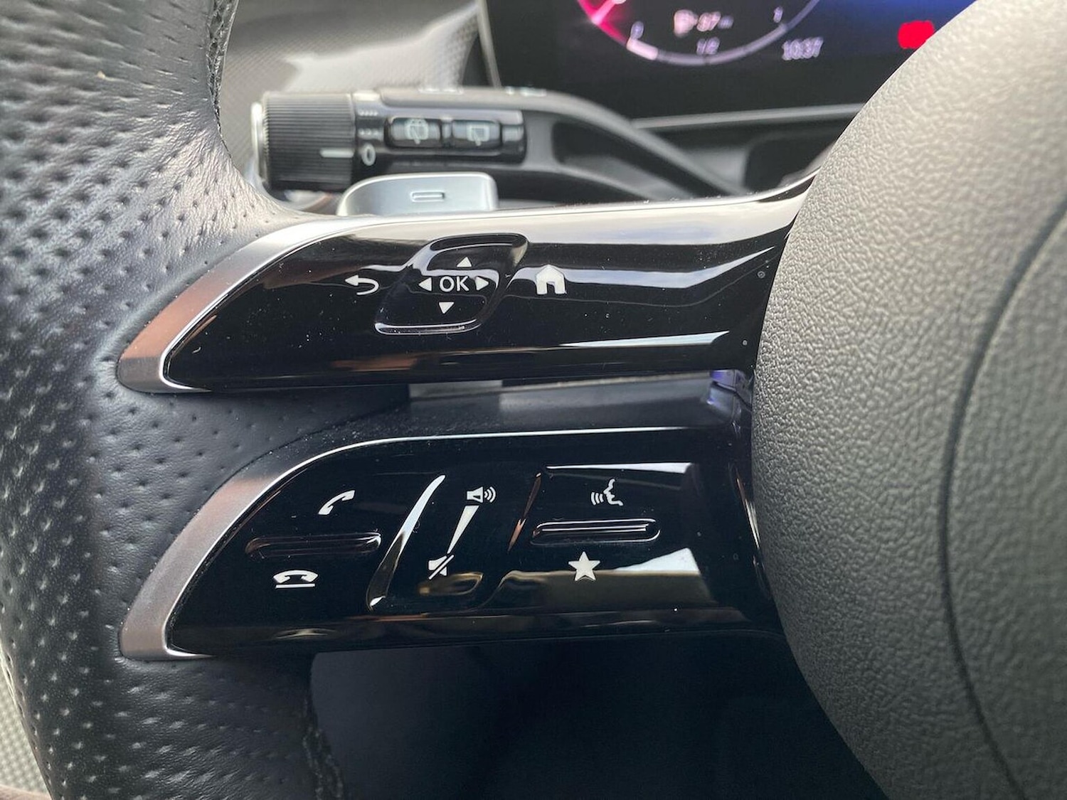 Used Mercedes-Benz GLC 2024 for sale - 76719379: Photo 26