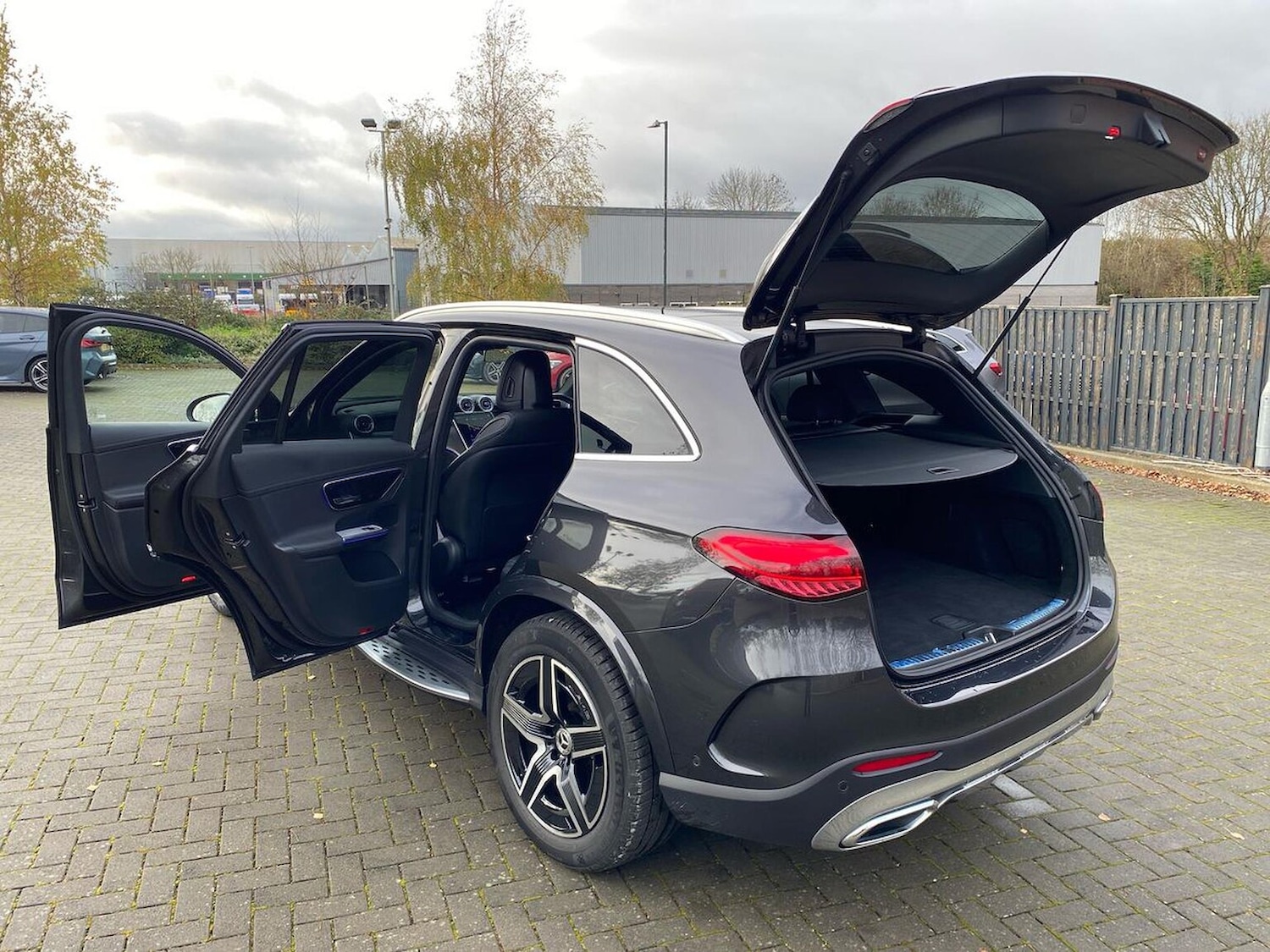 Used Mercedes-Benz GLC 2024 for sale - 76719379: Photo 40