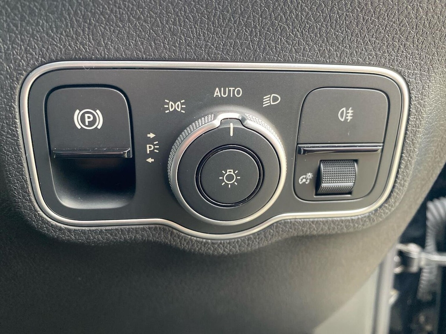 Used Mercedes-Benz GLB 2024 for sale - 76506137: Photo 22