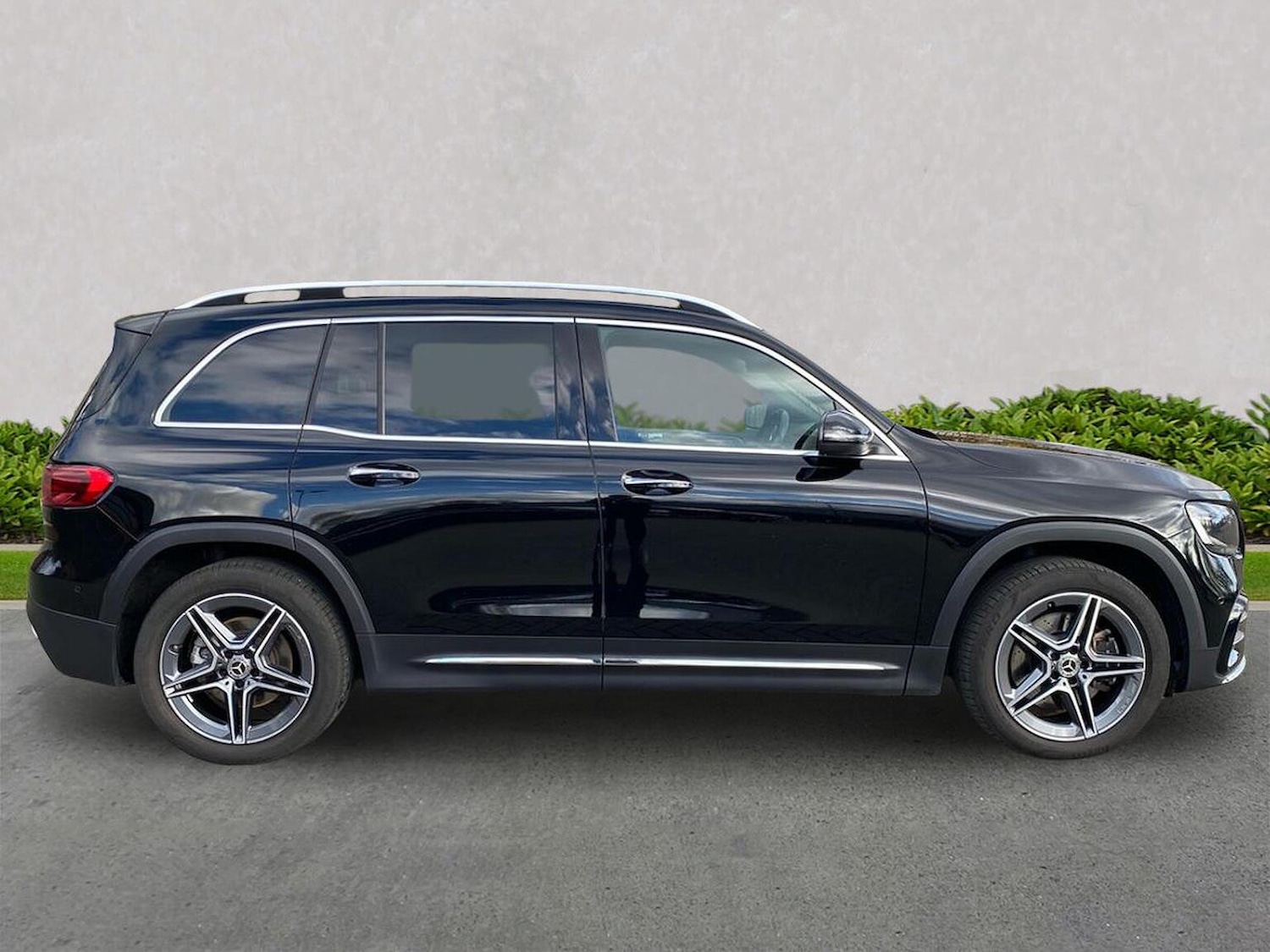 Used Mercedes-Benz GLB 2024 for sale - 76506137: Photo 3