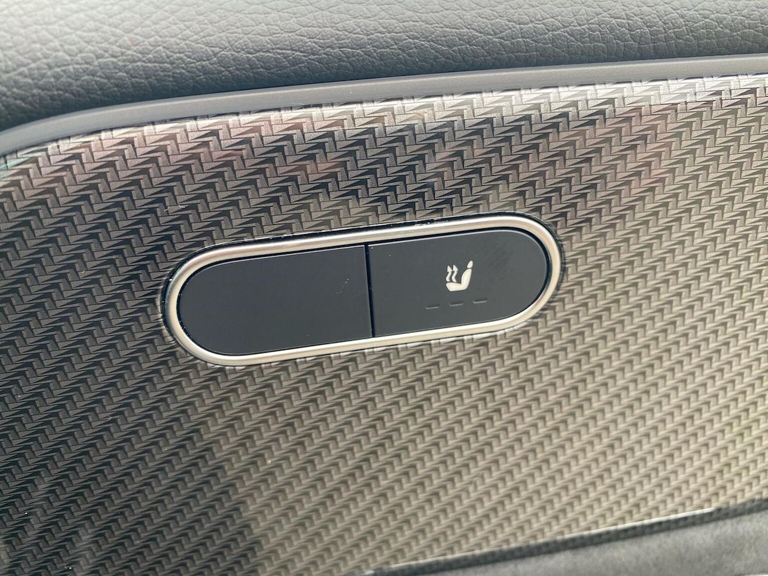 Used Mercedes-Benz GLB 2024 for sale - 76506137: Photo 30