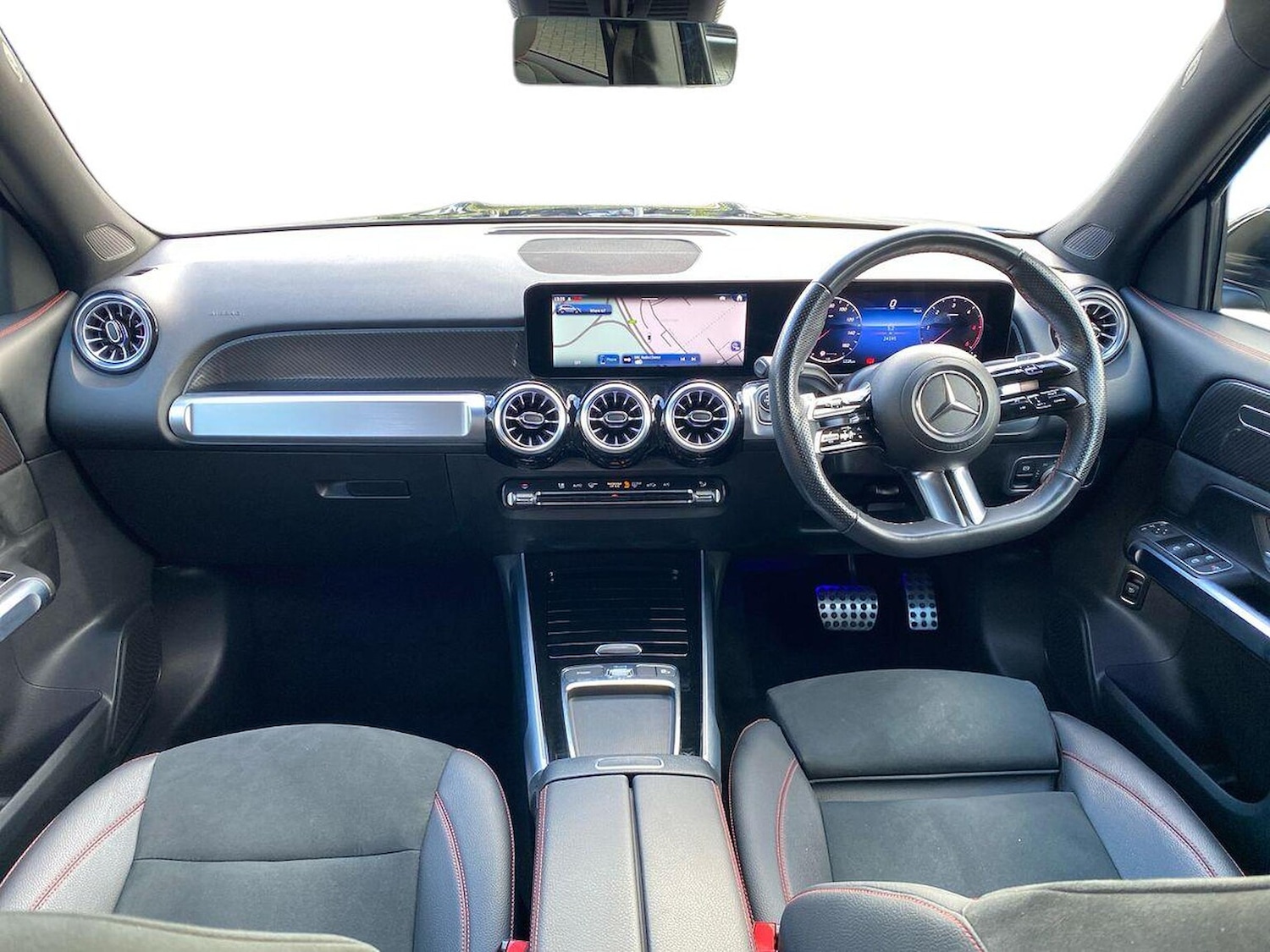 Used Mercedes-Benz GLB 2024 for sale - 76506137: Photo 8