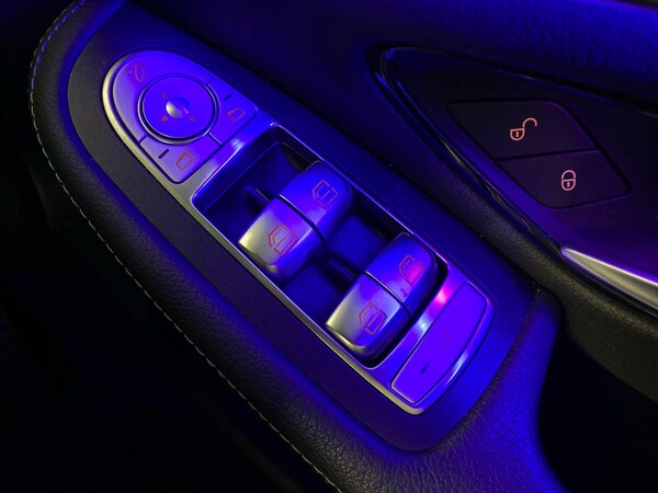 Used Mercedes-Benz GLC 2022 for sale - 76263289: Photo 21