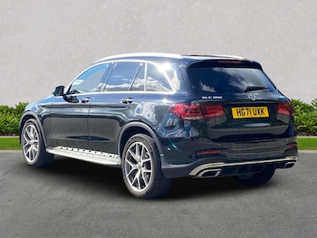 Used Mercedes-Benz GLC 2022 for sale - 76263289: Photo 2