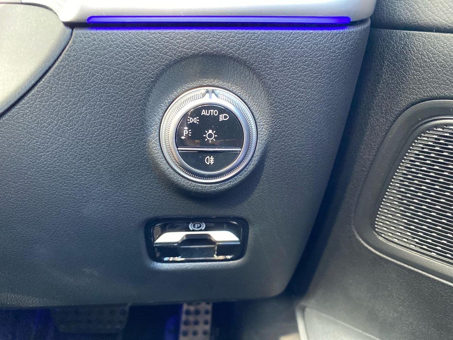 Used Mercedes-Benz C Class 2022 for sale - 76097073: Photo 22