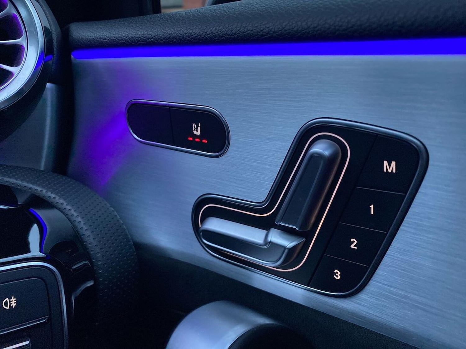 Used Mercedes-Benz A-Class 2021 for sale - 76982877: Photo 30