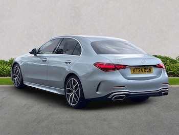 Used Mercedes-Benz C-Class 2024 for sale - 75970985: Photo 2