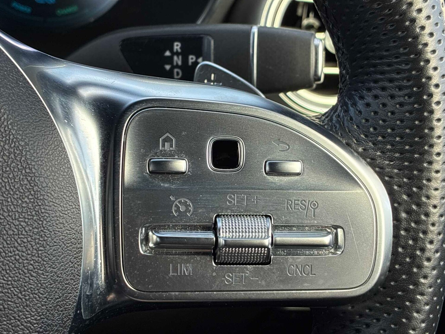 Used Mercedes-Benz GLC 2022 for sale - 78131797: Photo 32