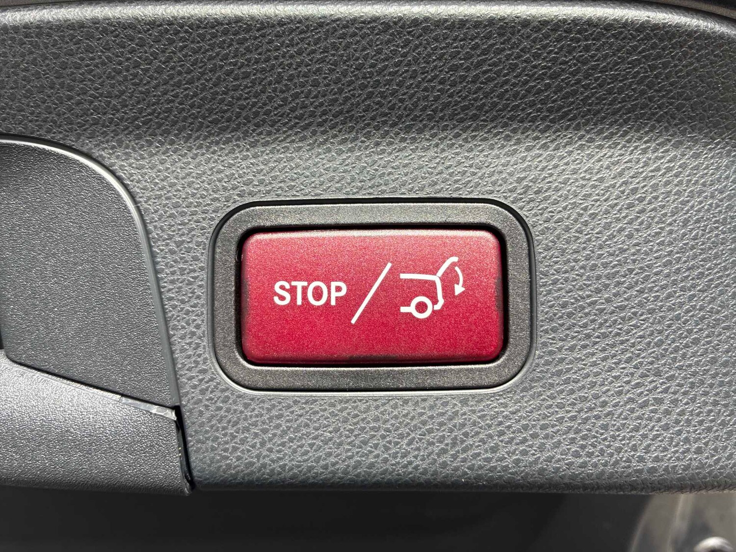 Used Mercedes-Benz GLC 2022 for sale - 78131797: Photo 42