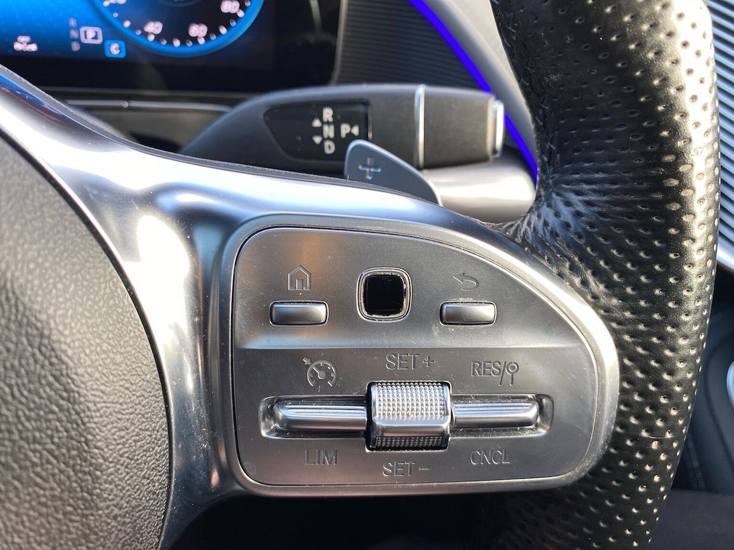 Used Mercedes-Benz EQC 2022 for sale - 76741107: Photo 27