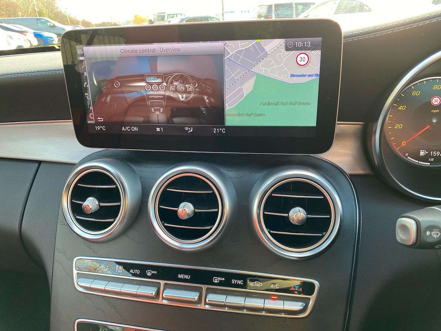 Used Mercedes-Benz C Class 2019 for sale - 76879708: Photo 12