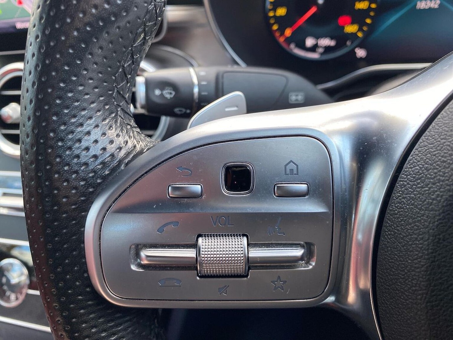 Used Mercedes-Benz C Class 2019 for sale - 76879708: Photo 26