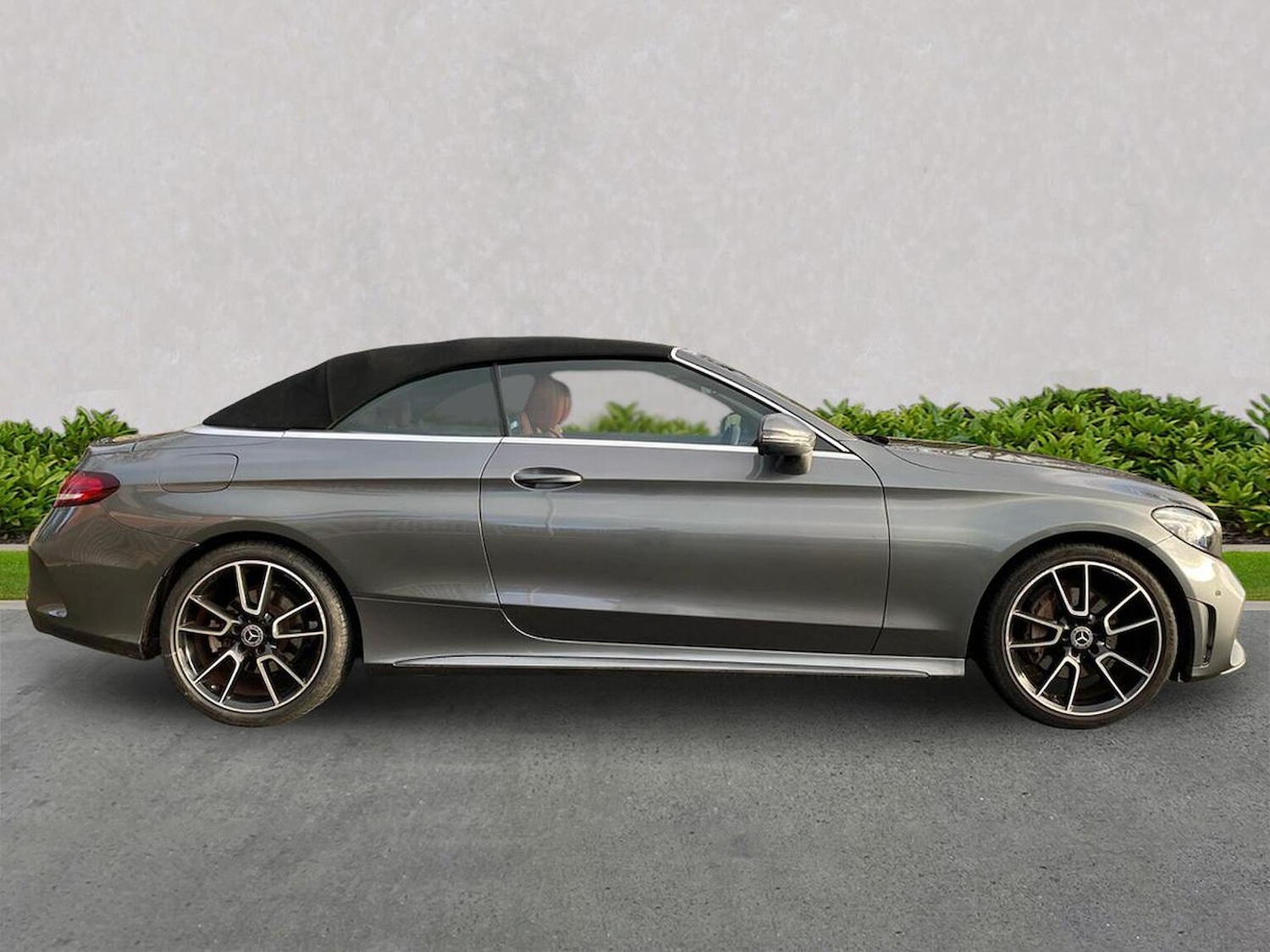 Used Mercedes-Benz C Class 2019 for sale - 76879708: Photo 3