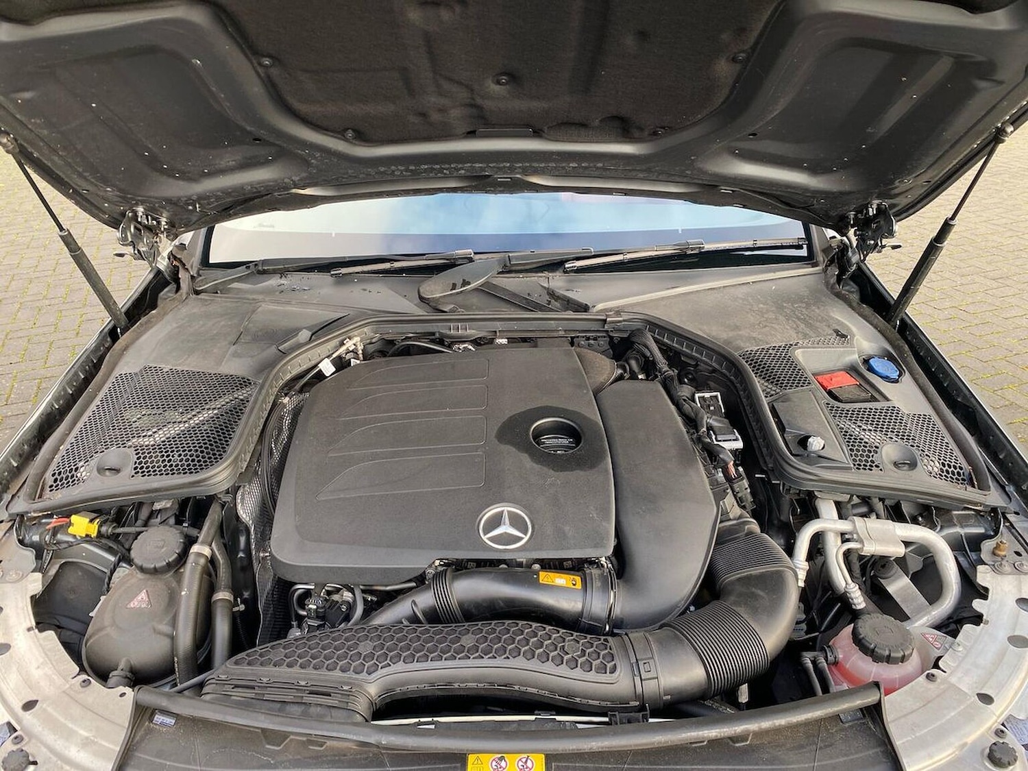 Used Mercedes-Benz C Class 2019 for sale - 76879708: Photo 39