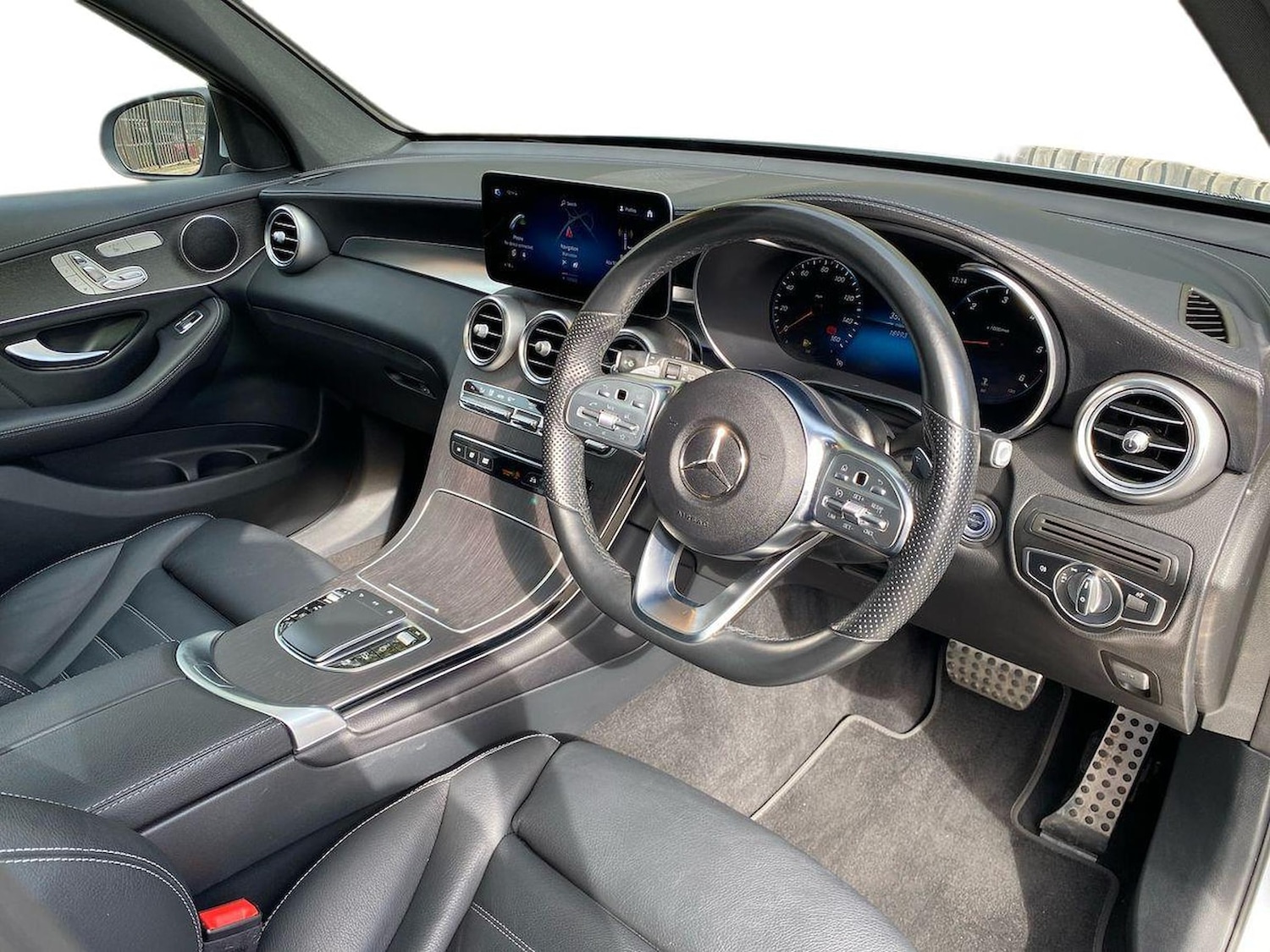 Used Mercedes-Benz GLC 2022 for sale - 76102513: Photo 15