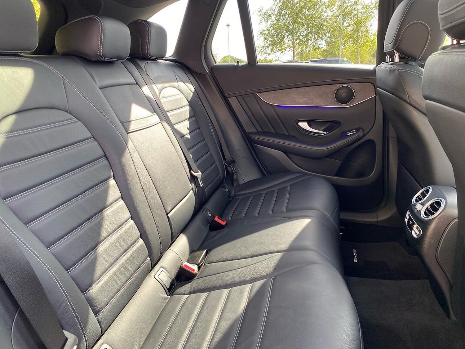 Used Mercedes-Benz GLC 2022 for sale - 76102513: Photo 16