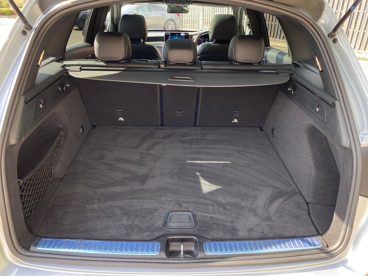 Used Mercedes-Benz GLC 2022 for sale - 76102513: Photo 17