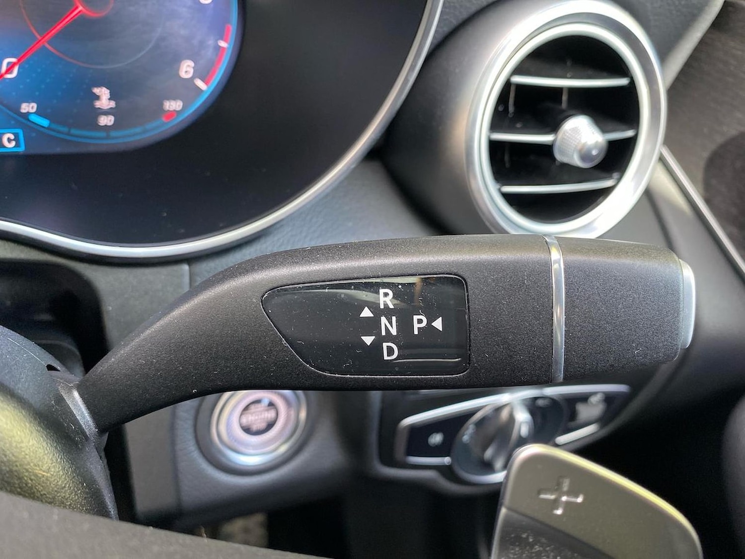 Used Mercedes-Benz GLC 2022 for sale - 76102513: Photo 29