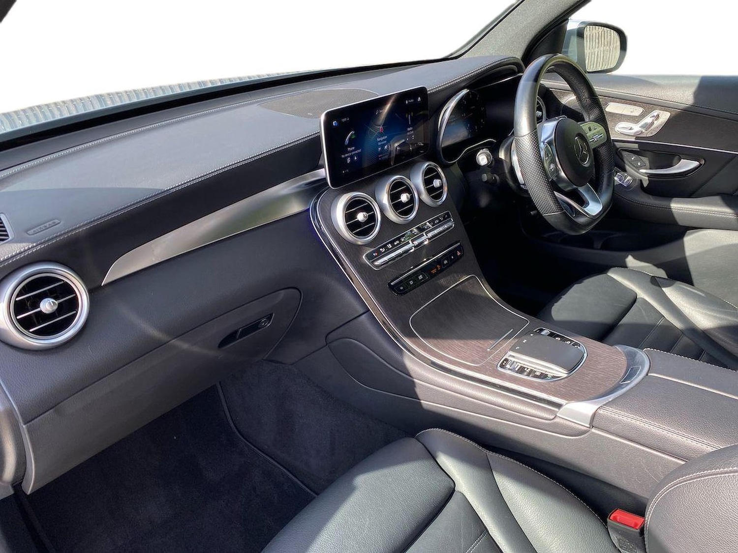 Used Mercedes-Benz GLC 2022 for sale - 76102513: Photo 7