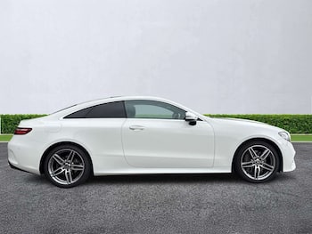Used Mercedes-Benz E Class 2017 for sale - 79841394: Photo