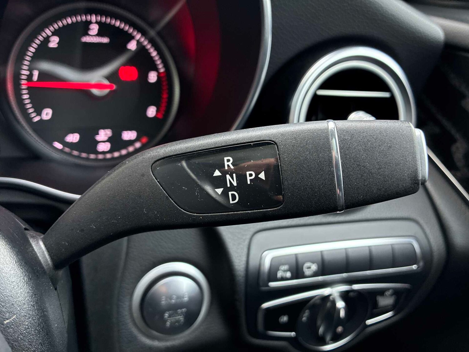 Used Mercedes-Benz GLC 2018 for sale - 78191967: Photo 28