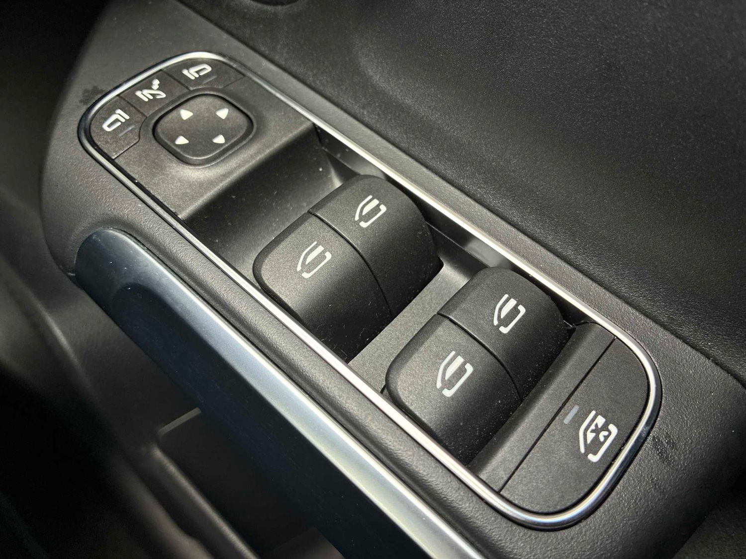 Used Mercedes-Benz EQB 2025 for sale - 78192004: Photo 21