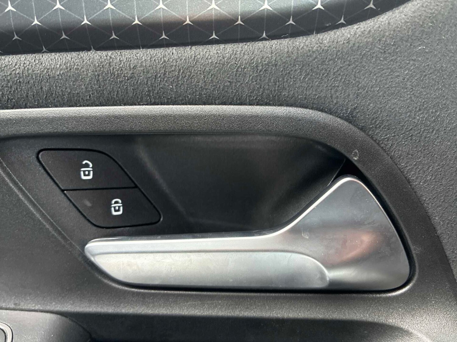 Used Mercedes-Benz EQB 2025 for sale - 78192004: Photo 47