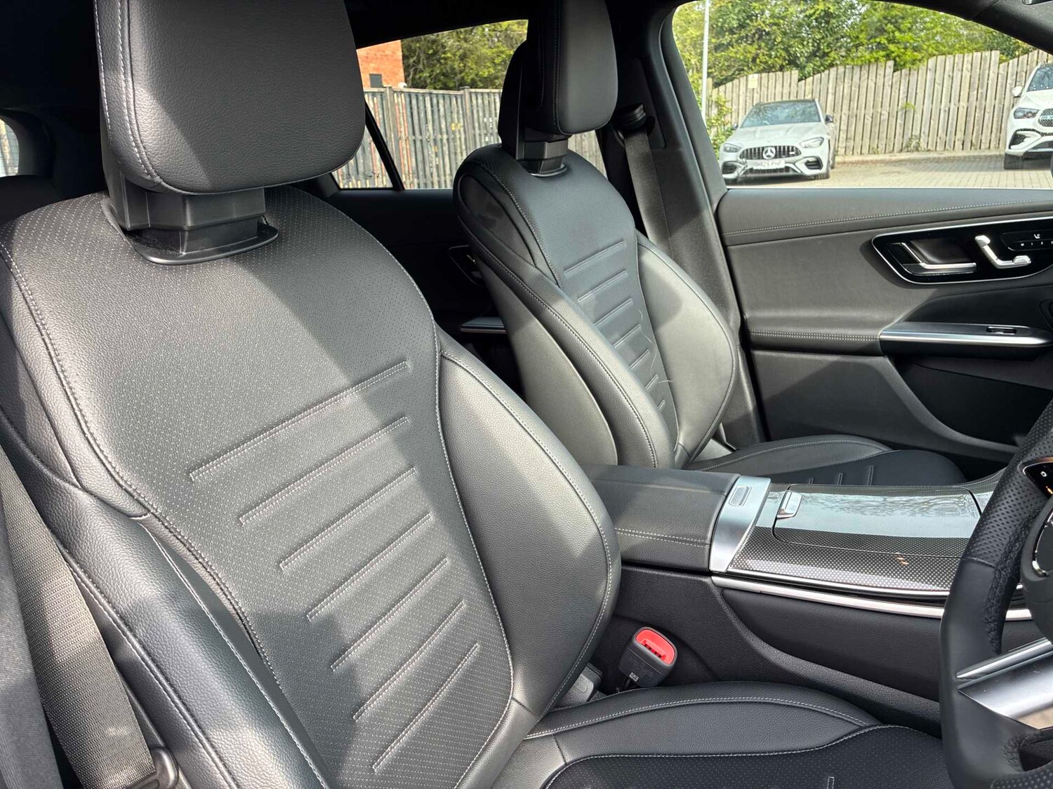 Used Mercedes-Benz GLC 2025 for sale - 78196503: Photo 14