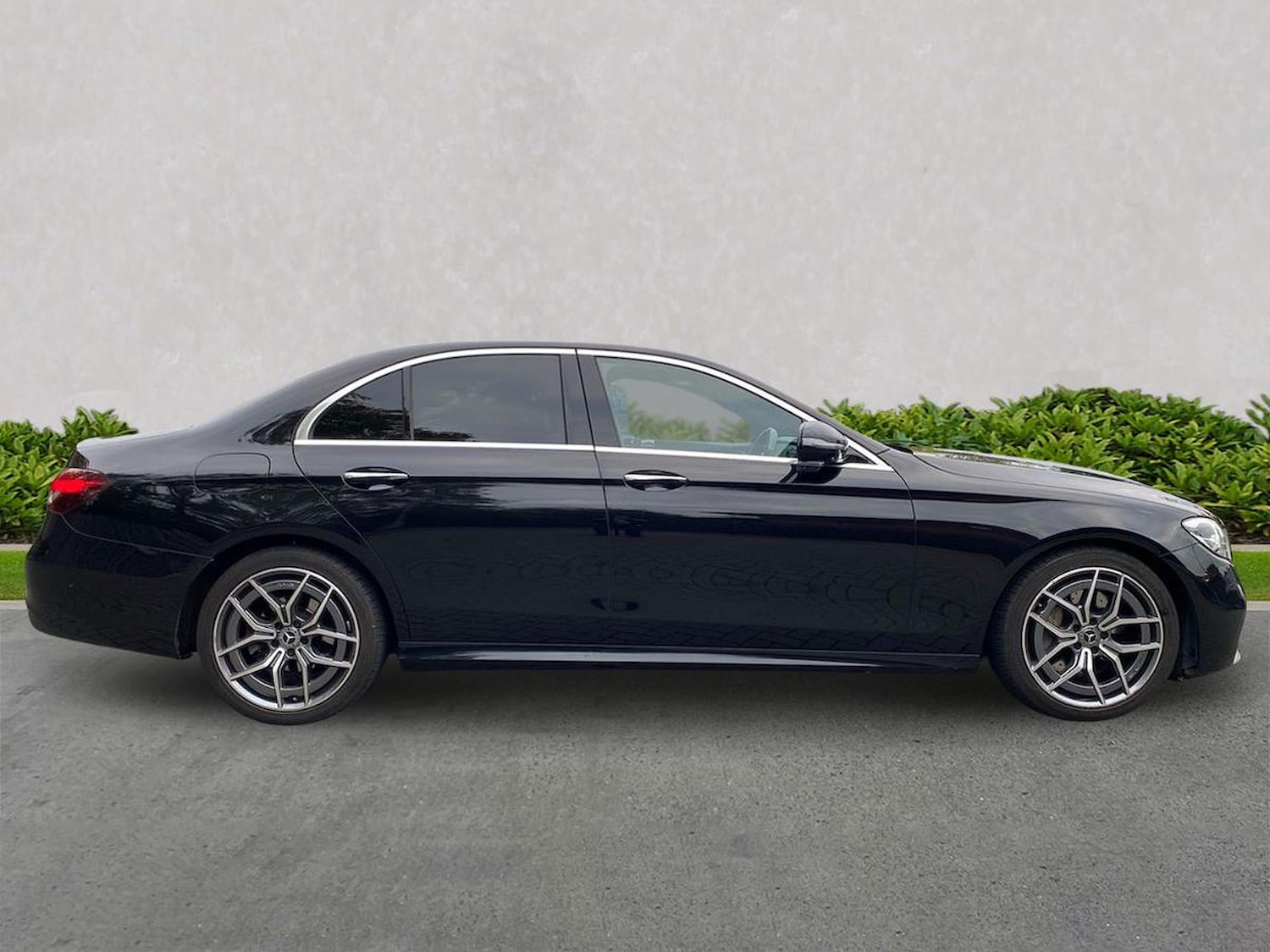 Used Mercedes-Benz E Class 2023 for sale - 76422351: Photo 3