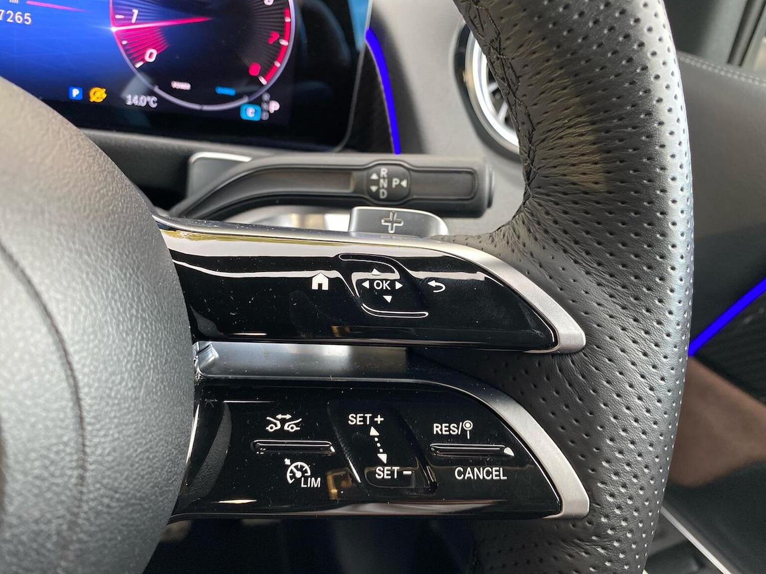 Used Mercedes-Benz GLB 2024 for sale - 76382670: Photo 27