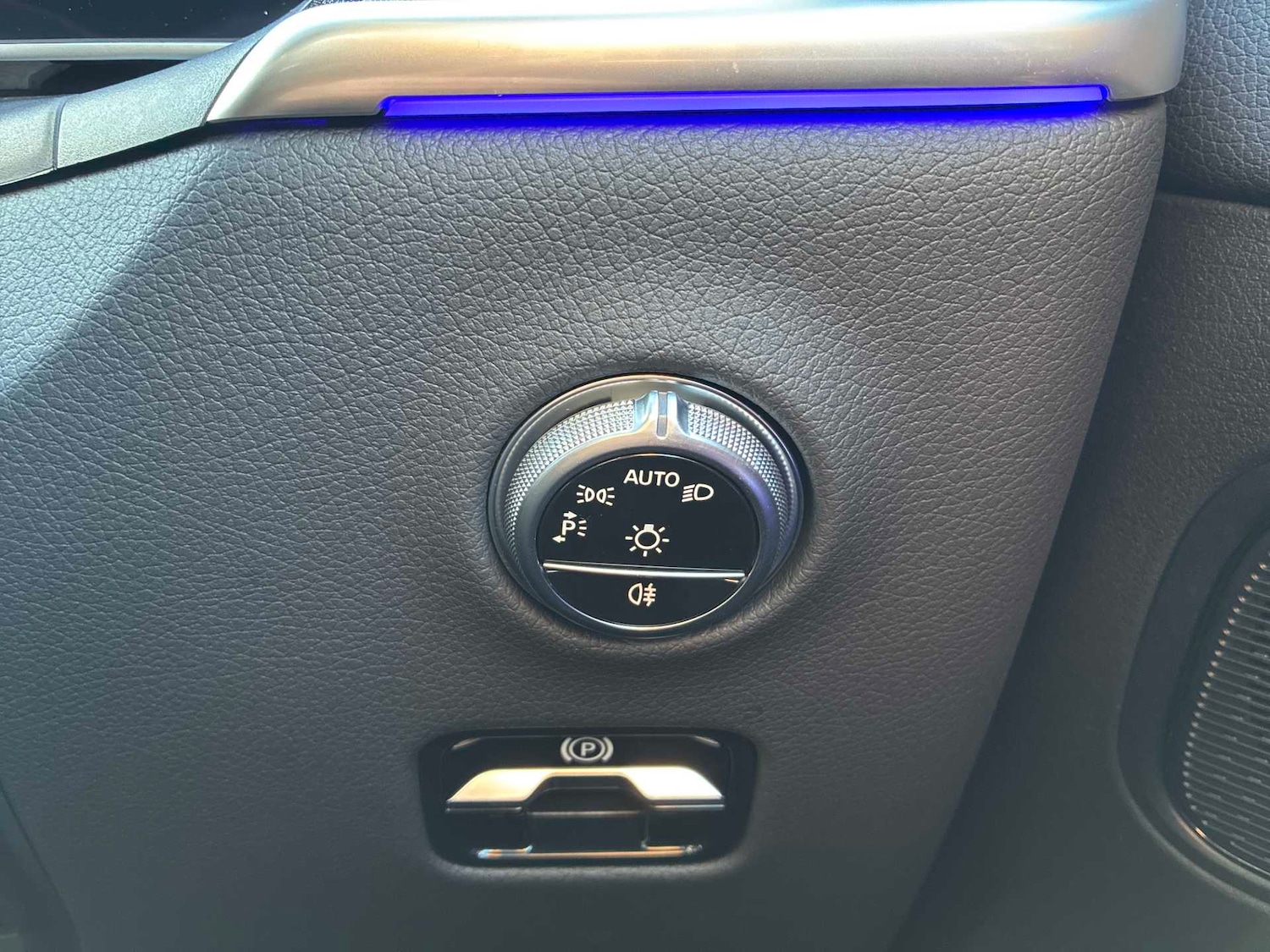 Used Mercedes-Benz GLC 2024 for sale - 77584644: Photo 39